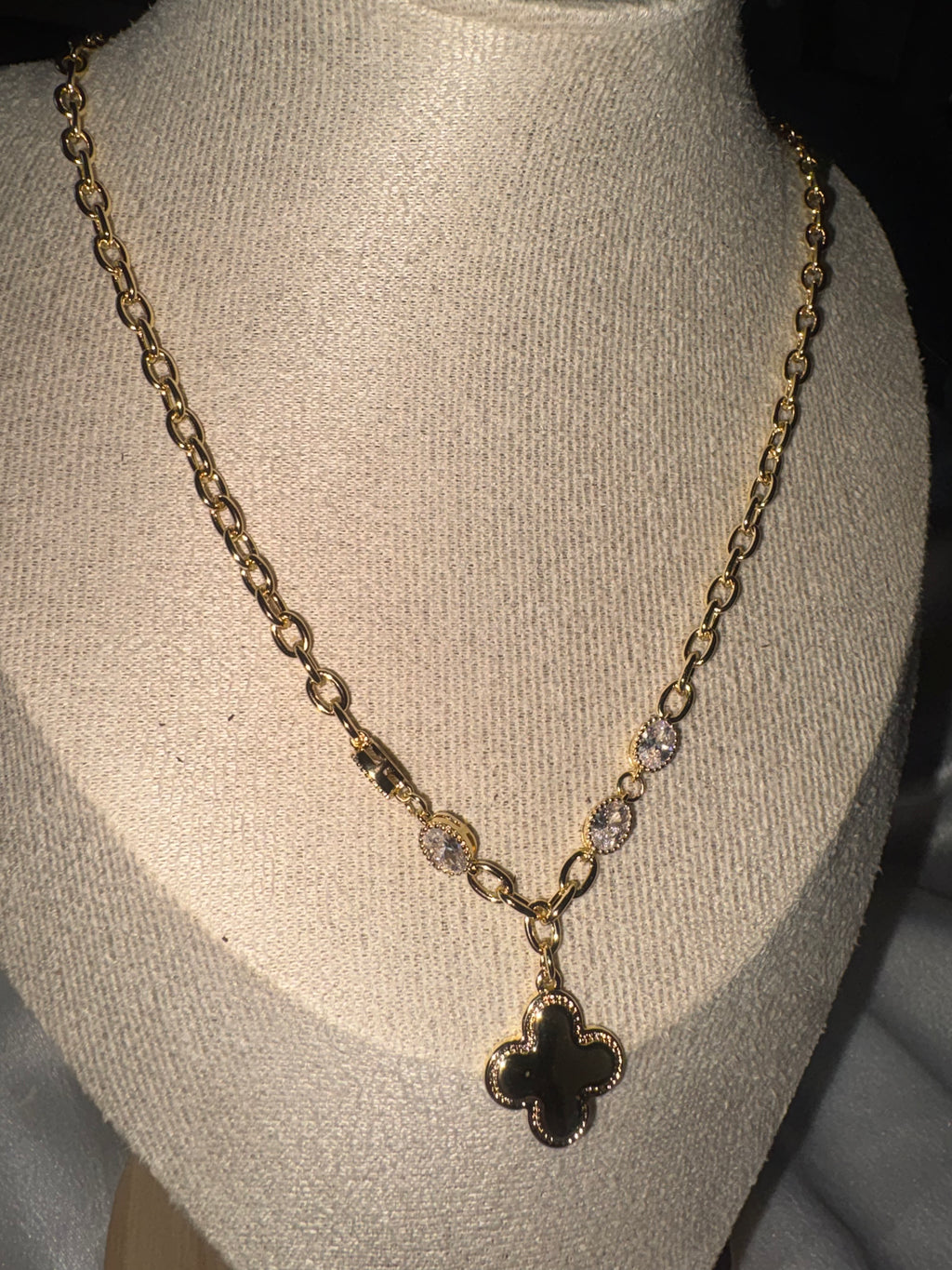 Chic Necklace