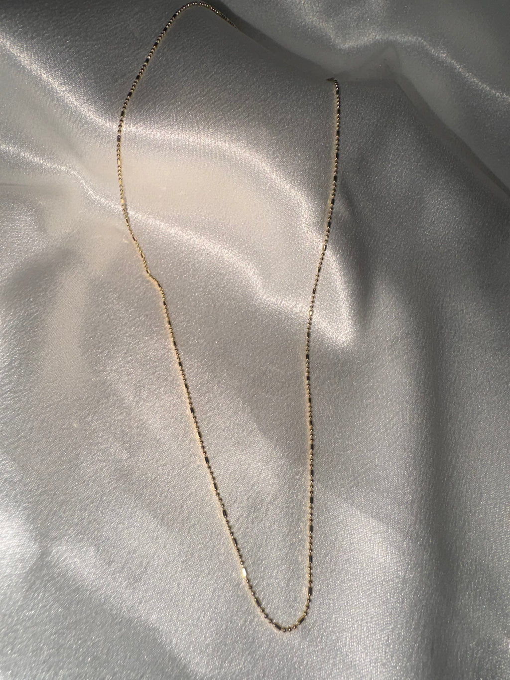 Dim Necklace