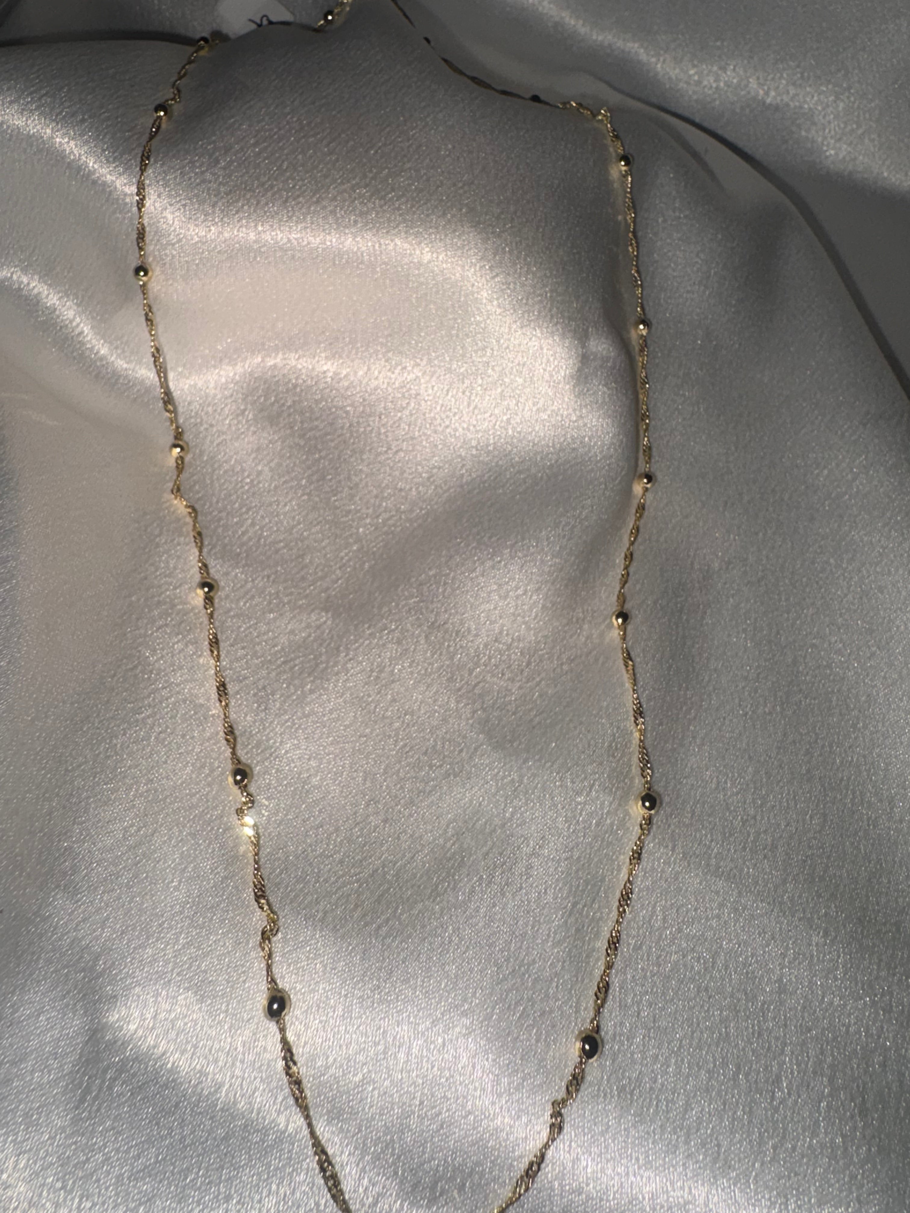 Twisted Necklace
